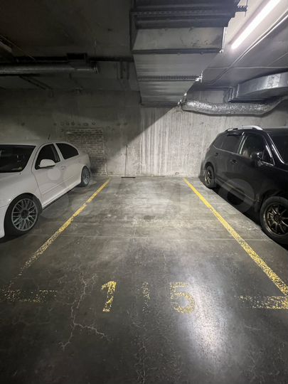 Машиноместо, 14 м²