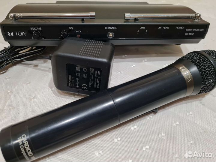 Профессиональный Радиомикрофон TOA