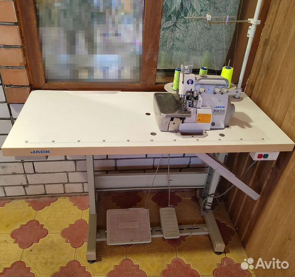 Оверлок краёвка Jack
