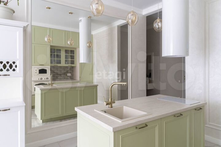 2-к. квартира, 67 м², 1/9 эт.