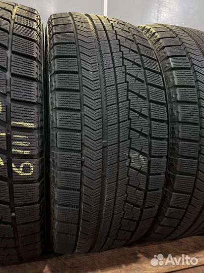Bridgestone Blizzak VRX 225/55 R17 97Q
