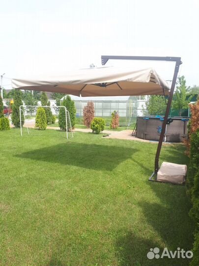 Зонт на боковой опоре 4х22