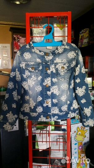 Куртка джинсовая