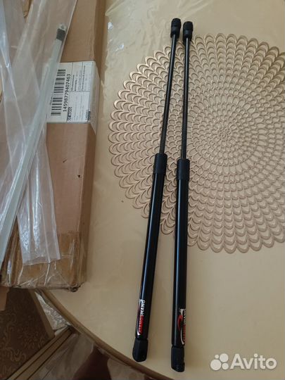 Пневмоупоры капота