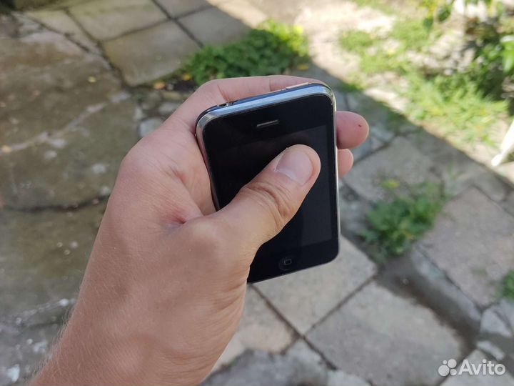 iPhone 3GS, 8 ГБ