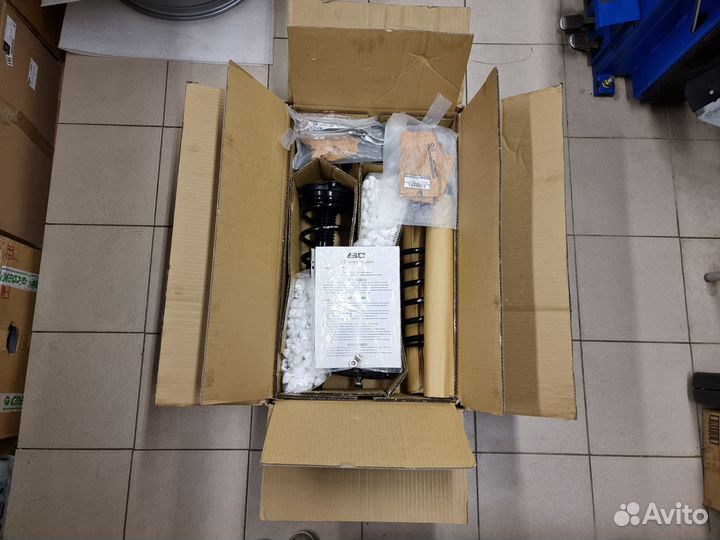 Новая винтовая подвеска BC-Racing NissanMurano Z51