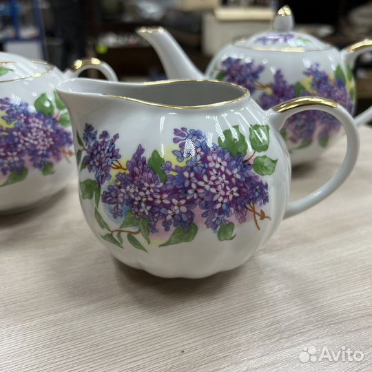 Чайник, Молочник, Сахарница Сирень Дулево 07 г