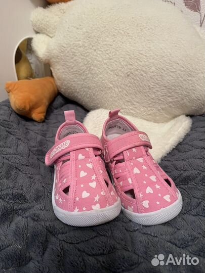 Сандалии для девочки