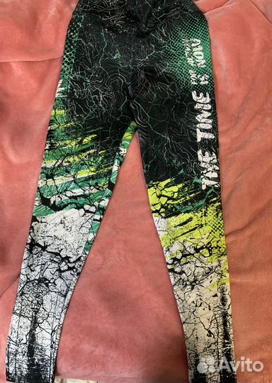 Спортивный костюм женский с лосинами