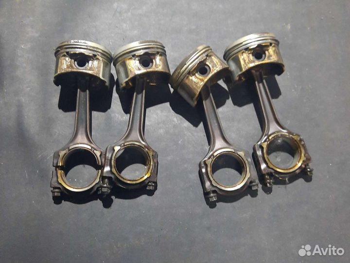 Поршень шатун Fiat 1.4 albea doblo Punto