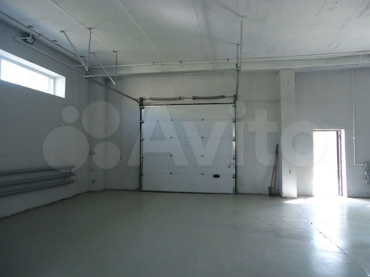 Склад, 220 м²