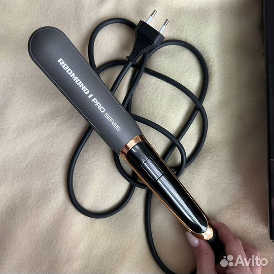 Выпрямитель для волос redmond