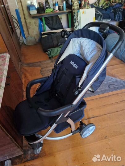 Прогулочная коляска