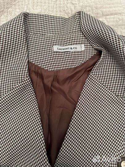 Пиджаки и жакеты женские