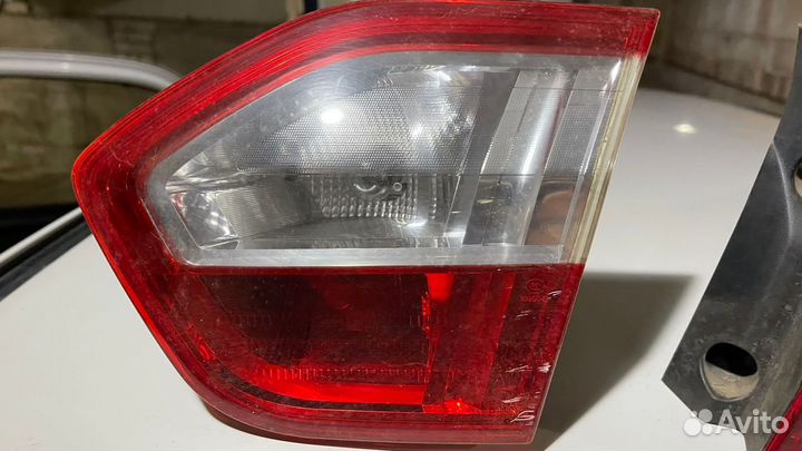 Фонарь задний внутренний правый Fluence 2010-2017