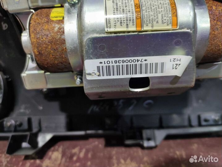 Подушка безопасности в торпедо Mazda CX-7