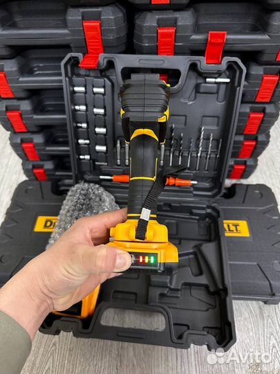 Шуруповерт аккумляторный dewalt 36V