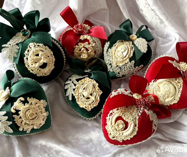 Новогодние игрушки из бархата ручной работы
