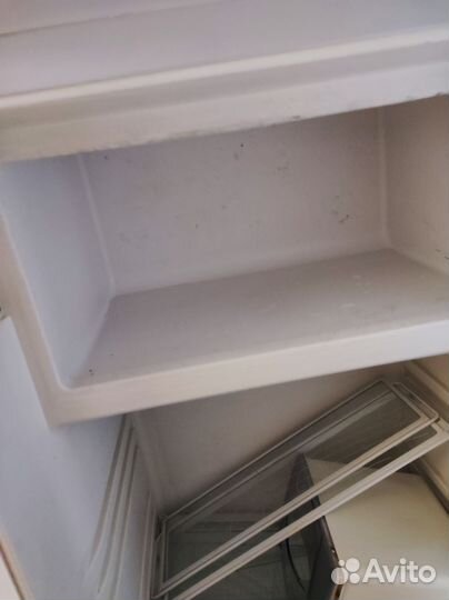 Холодильник под ремонт / на запчасти