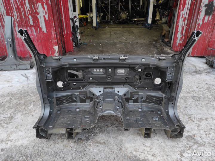 Часть кузова (передняя) Bmw X5 E70 / FE82 N62B48B