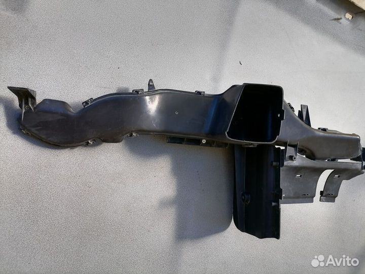 Воздуховод отопителя Volkswagen Passat B3