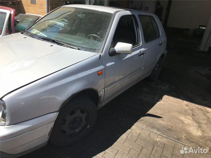 Разбор на запчасти Volkswagen Golf 3 1991-1997