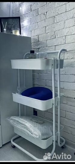 Тележка косметологическая