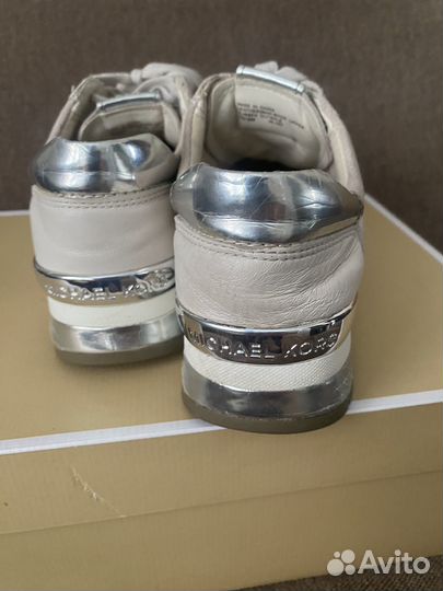 Кроссовки женские Италия 36 размер