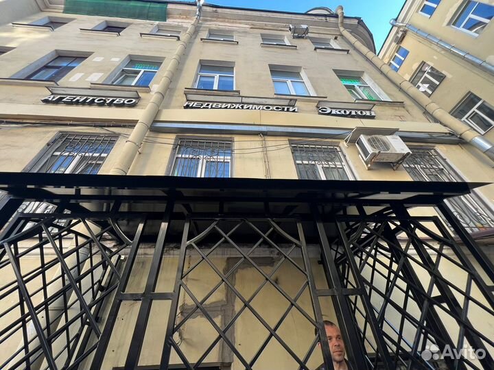 Навес над крыльцом