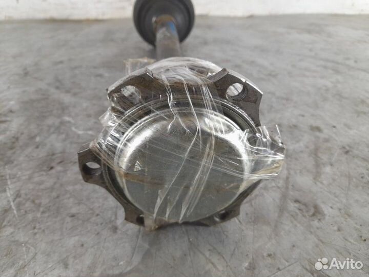 Привод передний правый Volkswagen Phaeton