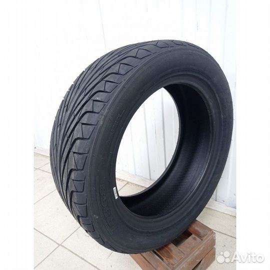 Triangle TR968 215/55 R17 98V
