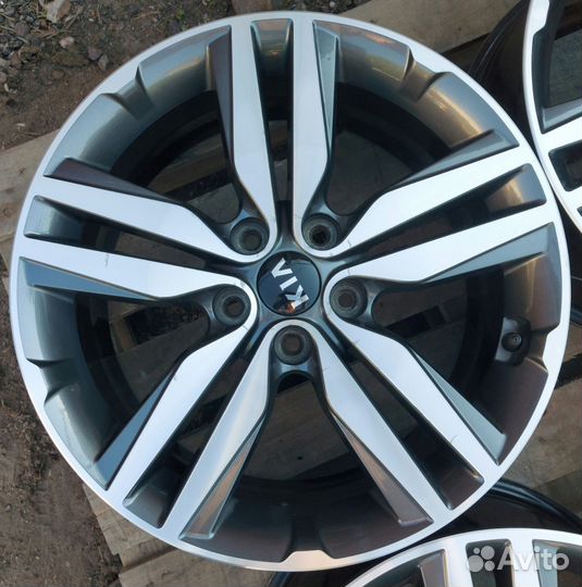 Kia Soul PS 2018 Ориг R18 5x114.3 ET55 7.5J d67.1