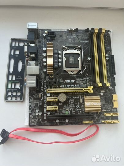 Материнская плата