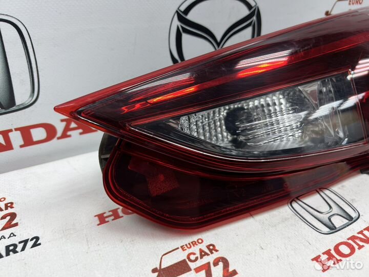 Фонарь задний правый Mazda 3 BM(BN) 2013-2019