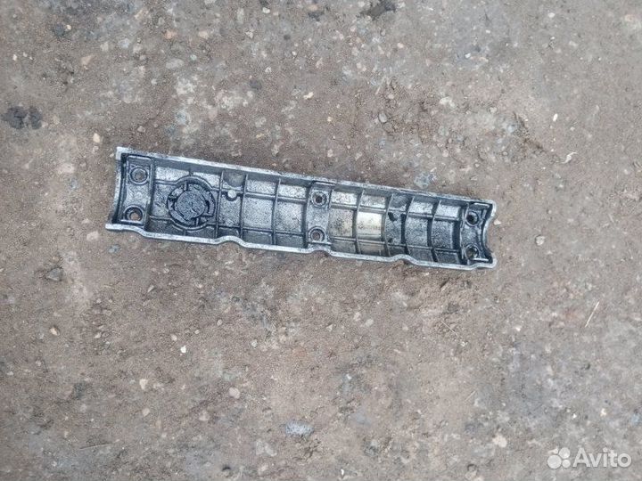 Крышка двигателя Renault Kangoo K9K704 2004