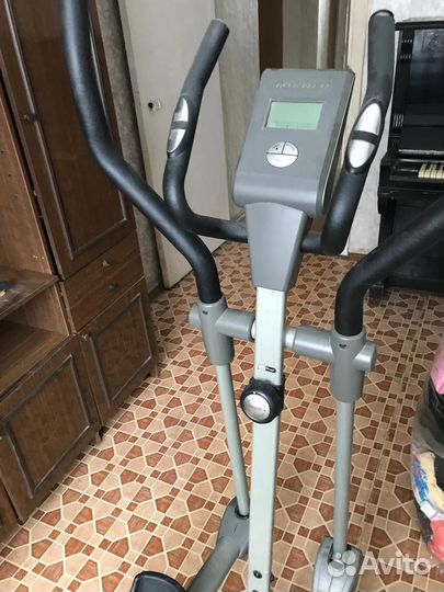Эллиптический тренажер torneo