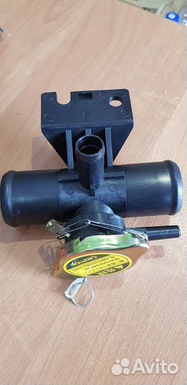 Горловина радиатора Mitsubishi Lancer 10,ASX