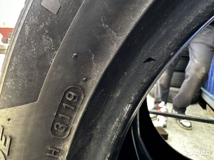 Hankook Winter I'Cept Evo2 W320 235/50 R18