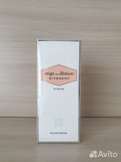 Burberry Body givenchy Ange ou Demon dior jimmy