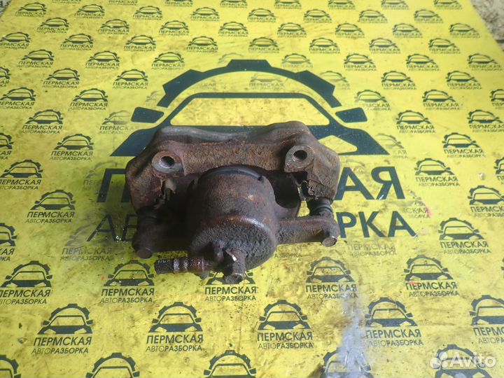 Суппорт передний левый Suzuki Grand vitara 05-15