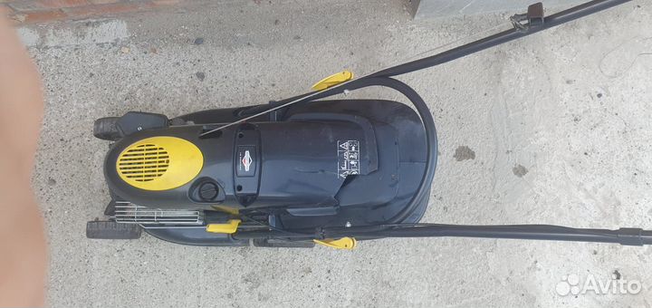 Газонокосилка бензиновая самоходная бу