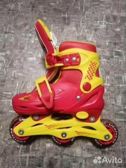 Роликовые коньки с защитой детские