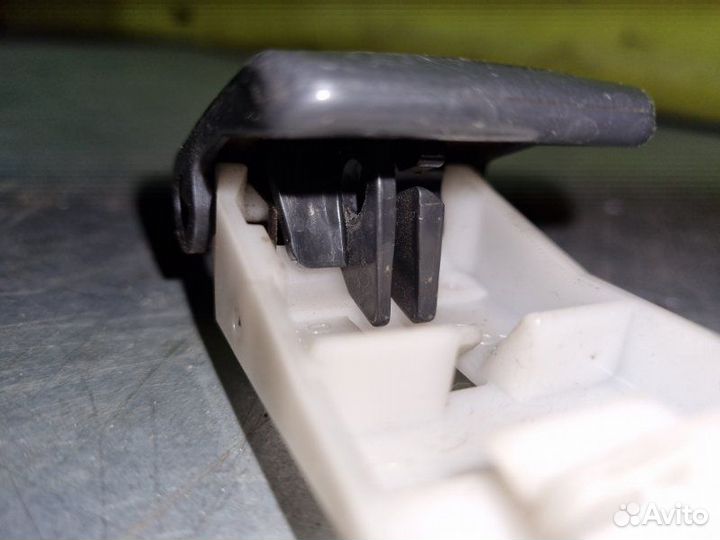 Ручка открывания капота Toyota Corolla Е150 1.6