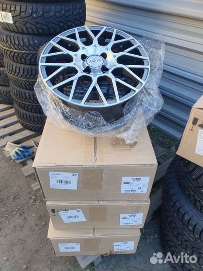 R-15 4/100 Новые литые диски Xtrike