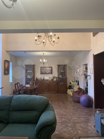 Таунхаус 340 м² на участке 4 сот.