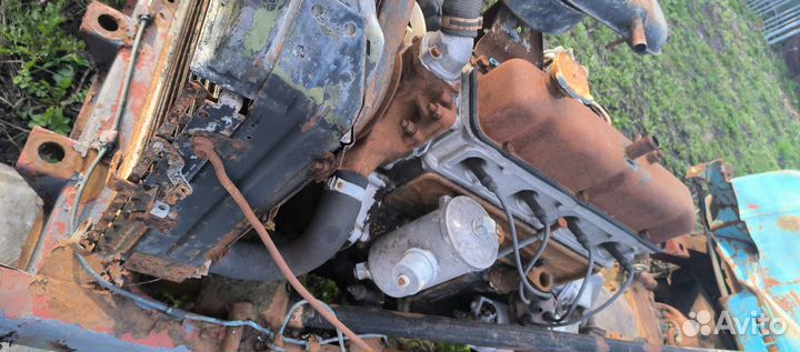 2 Мотора от Волги 24,пускач с редуктором мтз, плуг