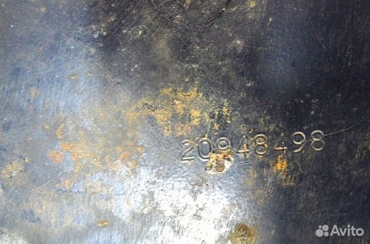 Кронштейн крыла переднего моста, правый volvo FH