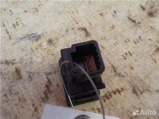 Выключатель омывателя фар Toyota Rav 4 XA30