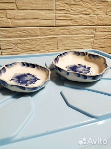 Не большие подносики гжельдля закусок