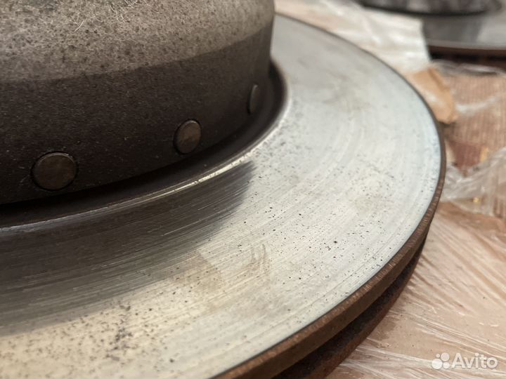 Тормозные диски+колодки BMW 5,g30